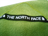 THE NORTH FACEのタオル ロゴのアップ