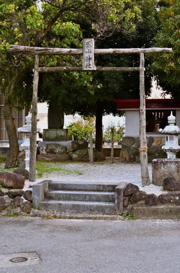 昇仙峡近くの原山神社の鳥居1