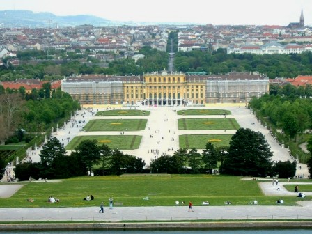 Schloss宮殿全景と中庭05