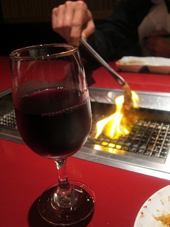 ０赤ワインと火