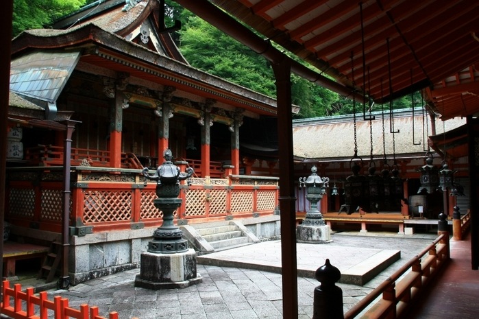 奈良の淡山神社