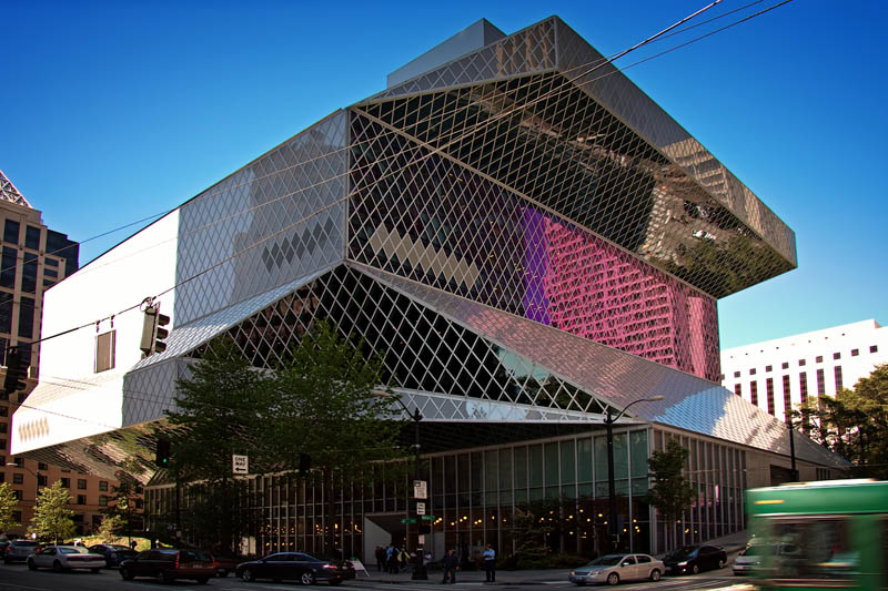 The_Seattle_Central_public_Library.jpg