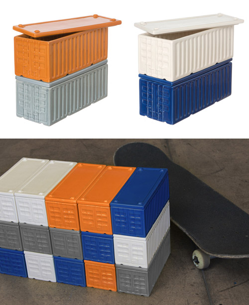 cargo_containers001.jpg